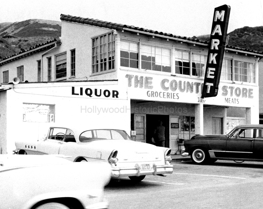 1948 The Country Store wm.jpg